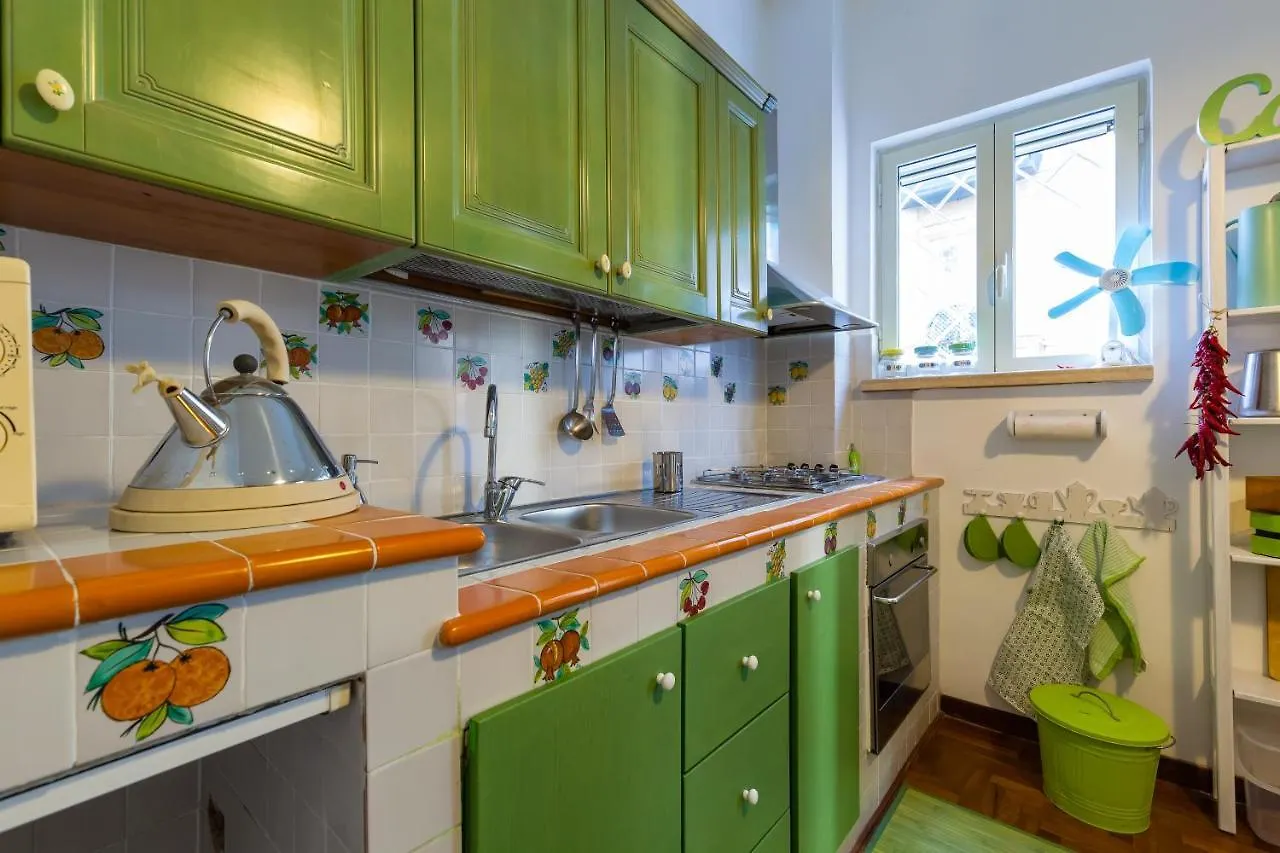 Apartment Santa Teresa A Chiaia By Napoliapartments Italy
