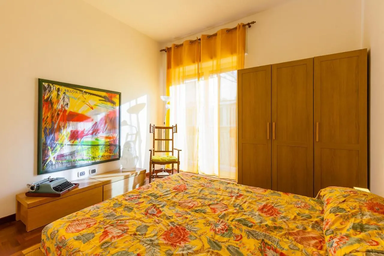 Apartment Santa Teresa A Chiaia By Napoliapartments Italy